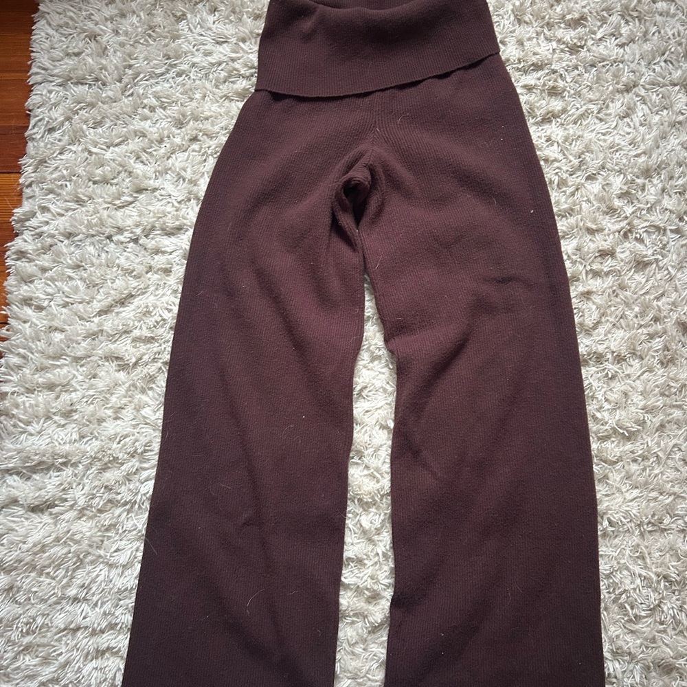 Pink Rose Ribbed Knit Top - Deep Brown